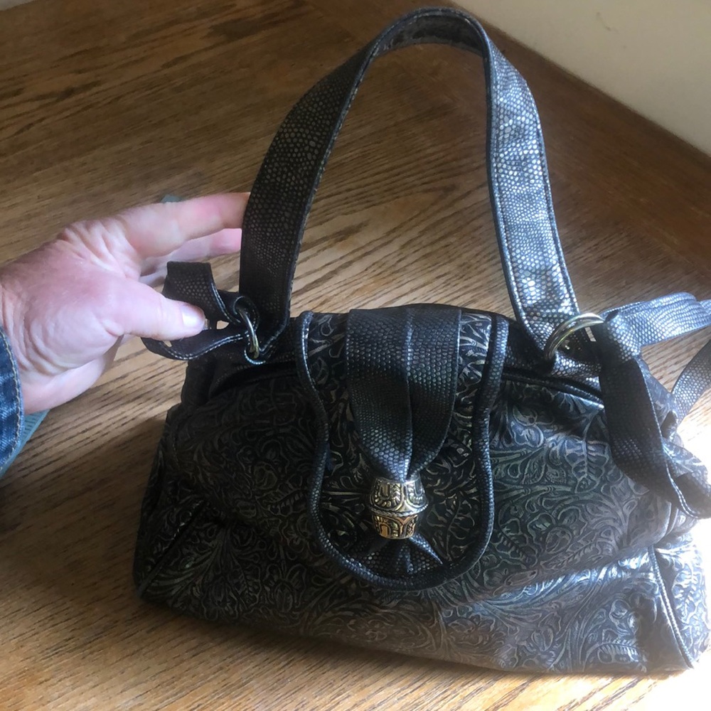 Vintage genuine leather Park Avenue bag